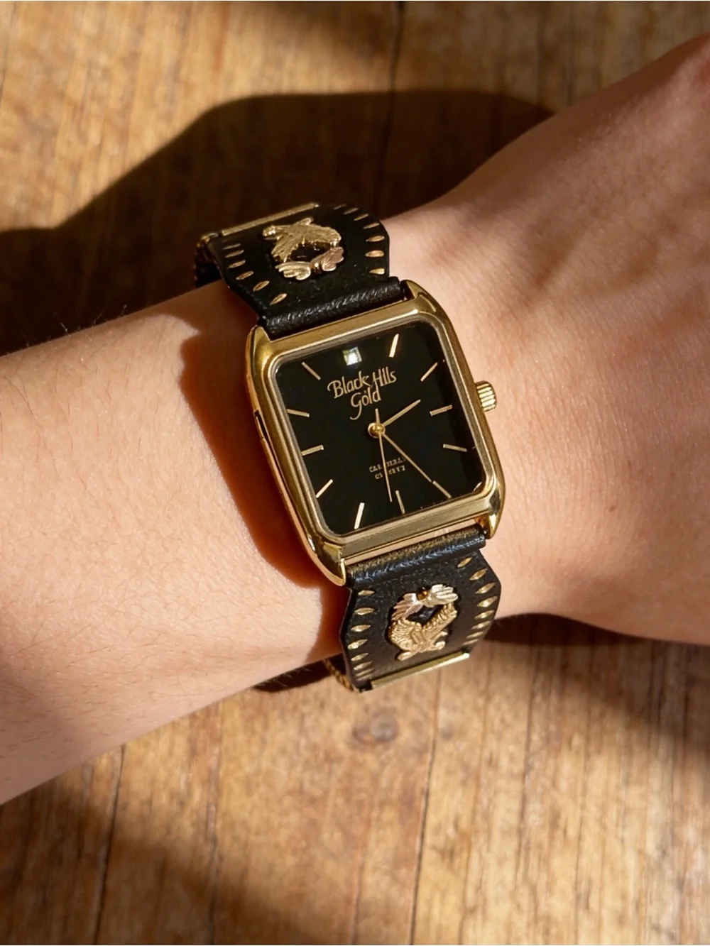 Men's Black Hills Gold Diamond Watch Featuring 10k Gold Eagles/Leaves NEW